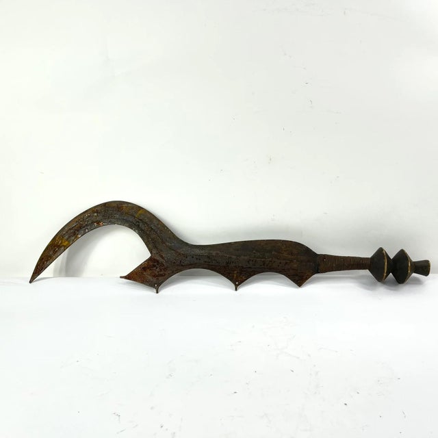Metal Early 20th Century Central African Old Ceremonial Executioner's Knife For Sale - Image 7 of 7