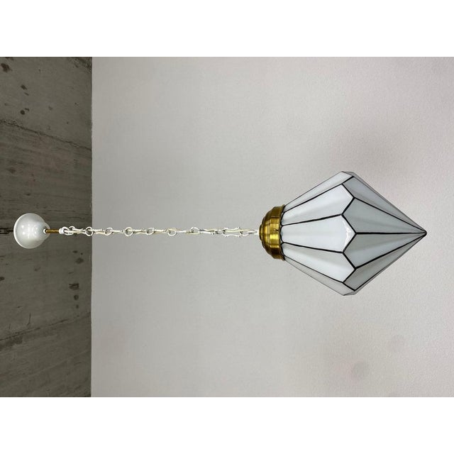 Art Deco Cubist Pendant, 1930s, in Very Good conditions. Designed 1920 to 1949 Up to 250V (Europe/UK Standard).The wiring...