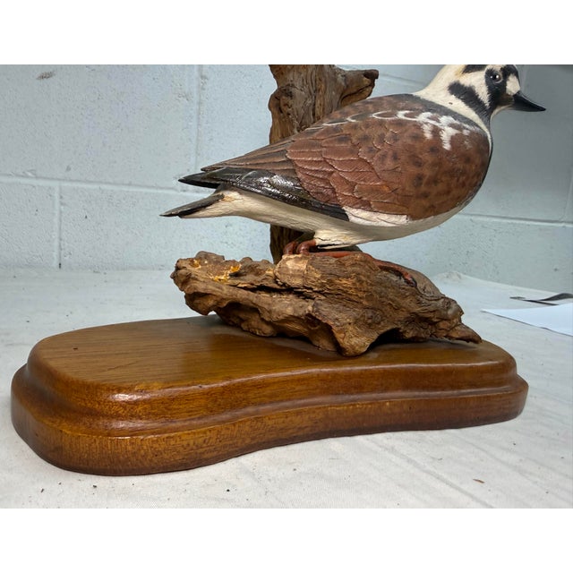 Brown Vintage Original Hand Carved Wood Chas Derascavage Bird Decoy Sculpture Statue For Sale - Image 8 of 17