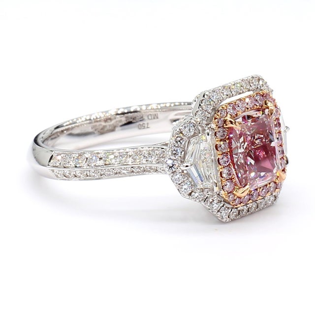 Gia Certified 2.67 Carat Fancy Pink Brown Diamond Ring in 18k Gold For Sale In New York - Image 6 of 6