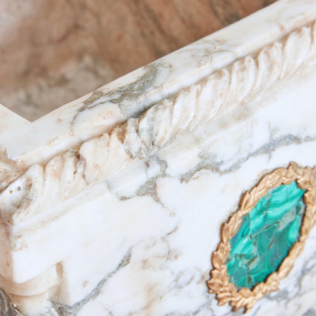 White Carrara Marble Square Planter, France 20th Century For Sale - Image 11 of 11