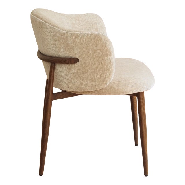 Upholstered Chair with Shell-Shaped Backrest For Sale