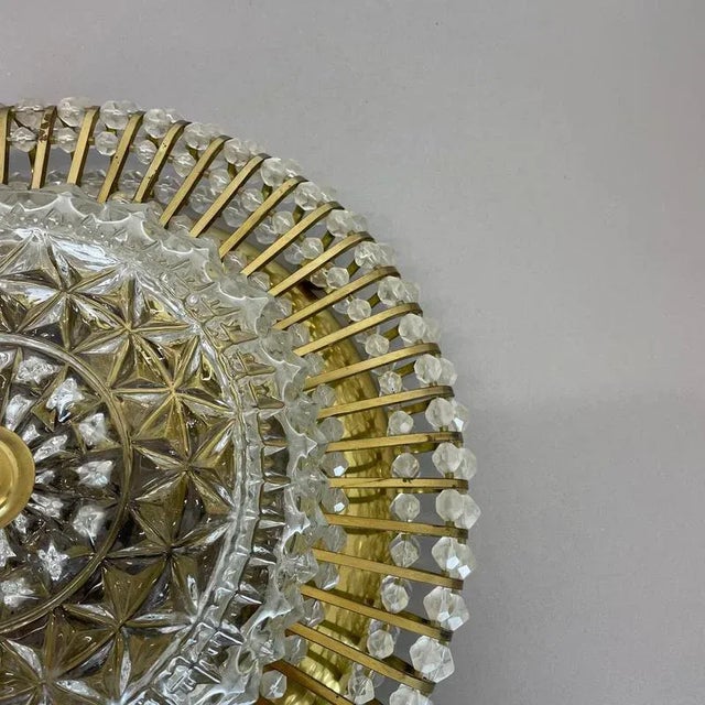 Gold Hollywood Regency Glass and Brass Ceiling Light from Ernst Palme Palwa, Germany, 1970s For Sale - Image 8 of 18