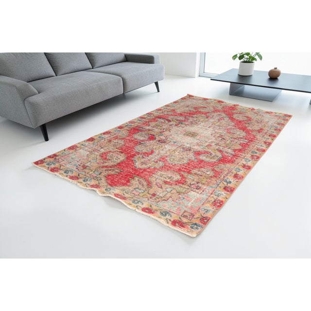 Turkish 1960s Hand-Knotted Traditional Anatolian Rug For Sale - Image 3 of 9