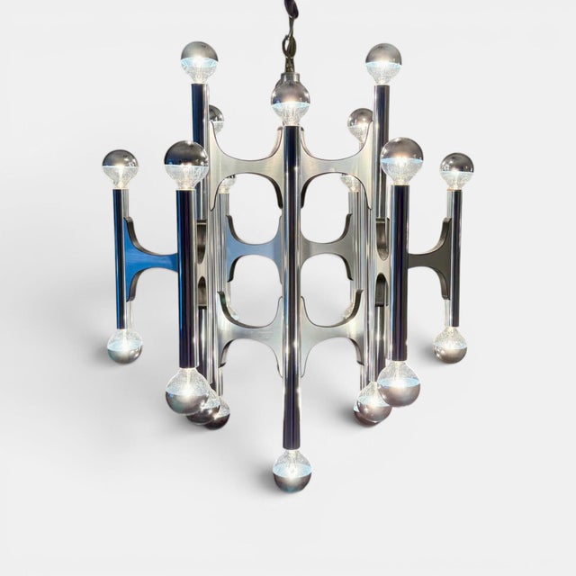 Metal 1970s Gaetano Sciolari Modernist Chrome Chandelier For Sale - Image 7 of 8