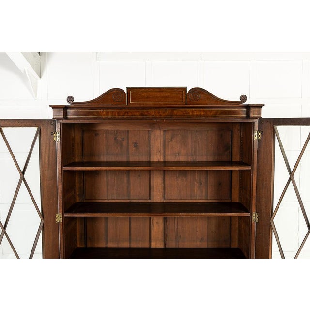 English Regency Bookcase in Mahogany For Sale - Image 6 of 18