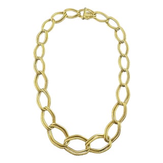 Late 20th Century Cartier Germany 18k Yellow Gold Graduated Twisted Oval Link Necklace For Sale