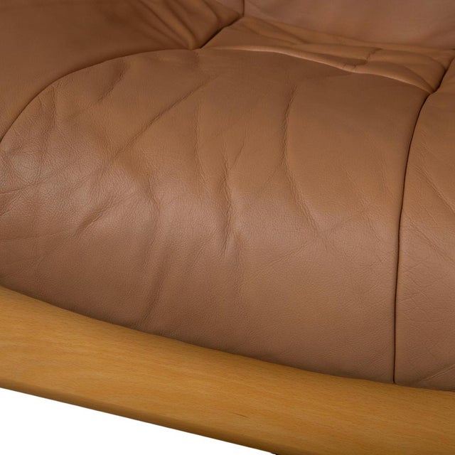 Windsor Three-Seater Leather and Wood Sofa in Brown Cognac with Manual Reclining Function from Stressless For Sale - Image 10 of 18
