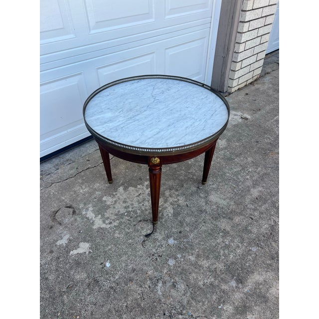 French 19th Century Louis XVI Mahogany Oval Bouillotte Marble Top Side Table For Sale - Image 6 of 8