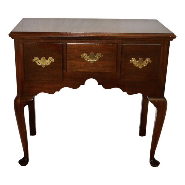 Mid 20th Century Dresser Chest Queen Anne Mahogany For Sale