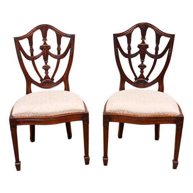 Hepplewhite Style Shield-Back Dining Chairs, Set of 2 For Sale