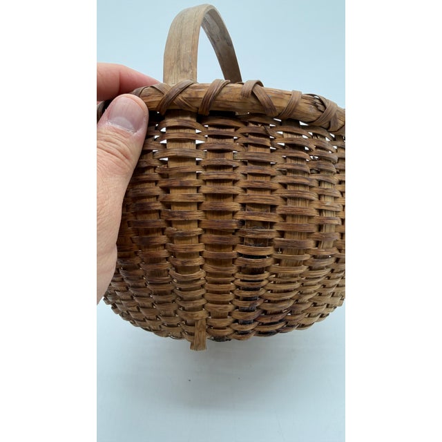 Avery Fine Antique Pennsylvania Folk Art Woven Split Oak Basket, 19th Century For Sale - Image 6 of 18