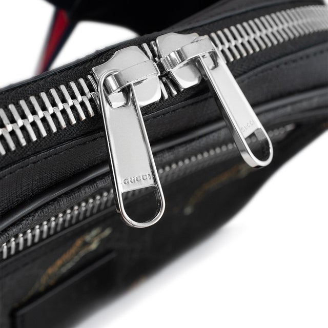 Animal Skin Gucci Gg Monogram Supreme Tigers Black Leather Bestiary Belt Bag For Sale - Image 7 of 10