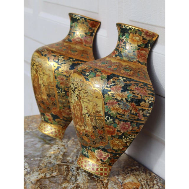 Pair of Vintage Japanese Royal Satsuma Wall Pocket Vases - Hand-Painted Porcelain Fan-Shaped With Geisha & Floral Motifs For Sale - Image 4 of 18