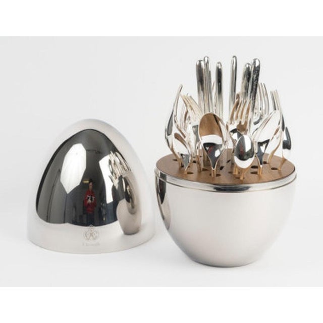 Modern Vintage Silver-Plated Metal Dining Set for Six People, 2010s, Set of 24 For Sale - Image 3 of 4