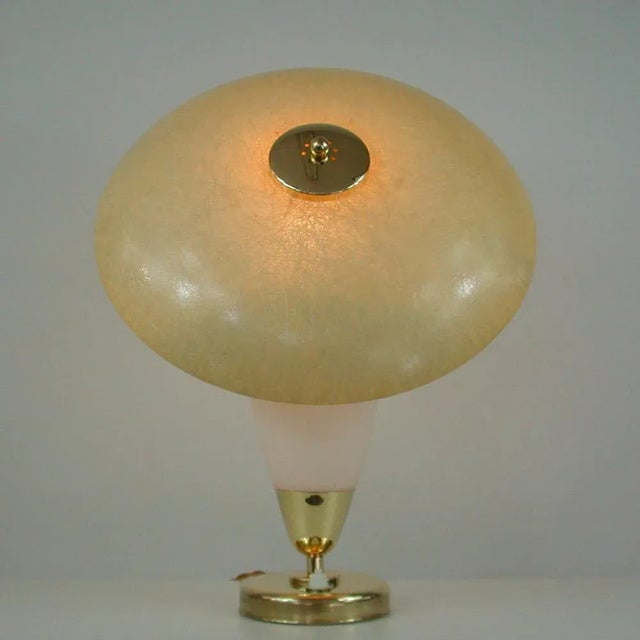 Mid-Century Modern Swedish Saucer Table Lamp in Opaline and Fiberglass, 1950s For Sale - Image 3 of 17