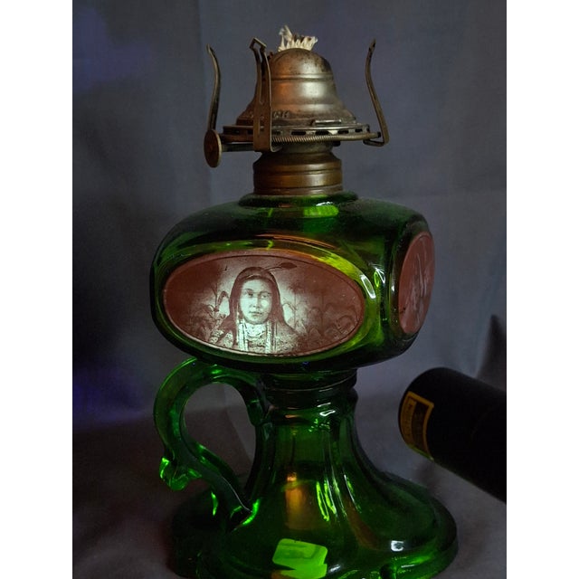 American Antique Emerald Green Glass Kerosene Finger Lamp 4-Panel Portrait Pilgrim For Sale - Image 3 of 18