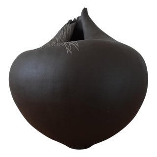 Vestiges I Sculptural Ceramic Vase by Audrey Vo Van For Sale