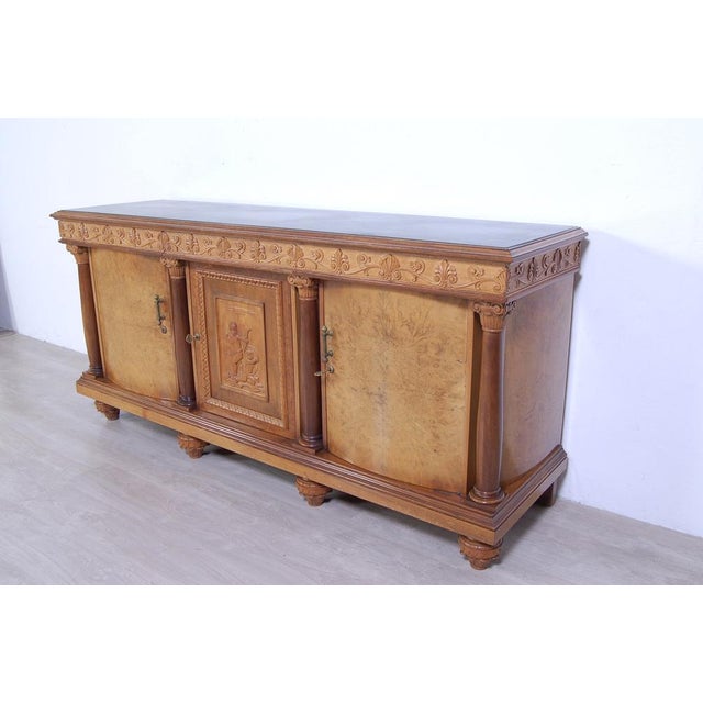 Traditional Empire Style Sideboard in Briar with Green Marble Top & Mirror, 1940s, Set of 2 For Sale - Image 3 of 18