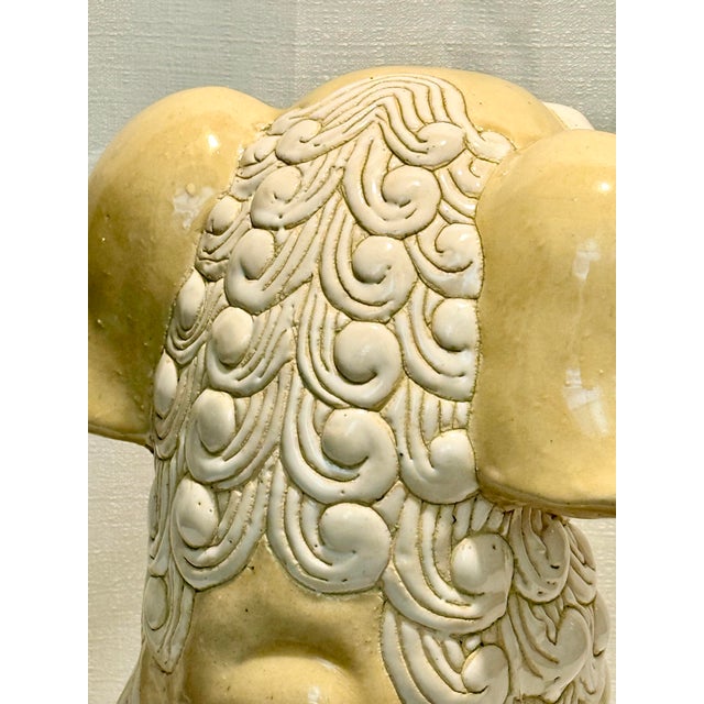 Monumental Circa 1980s Cream & White Ceramic Foo Dog Statue (18" Wide) - Mottahedeh Style For Sale - Image 9 of 11