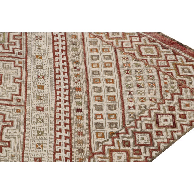 1950s Beige Vintage Zayane Moroccan Kilim Rug With Geometric Pattern, From Rug & Kilim For Sale - Image 5 of 7