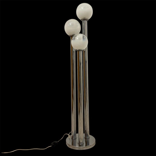 Silver Space Age Floor Lamp in Chromed Metal and Glass Spheres, 1970s For Sale - Image 8 of 8