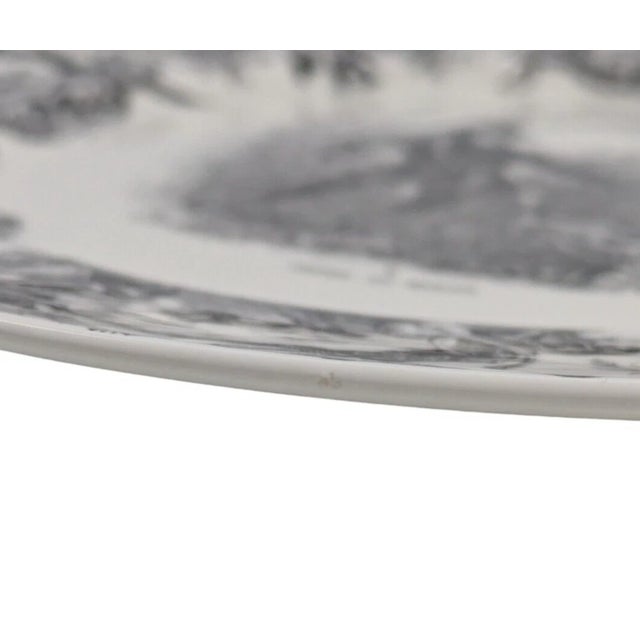 Ceramic Mid 20th Century Villeroy & Boch La Chasse Au Marais Dinner Plate Discontinued Toile Hunting For Sale - Image 7 of 10