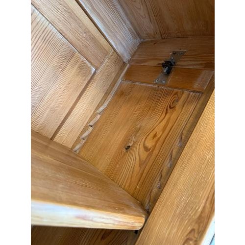 Art Nouveau Display Cabinet in Pine For Sale - Image 15 of 16