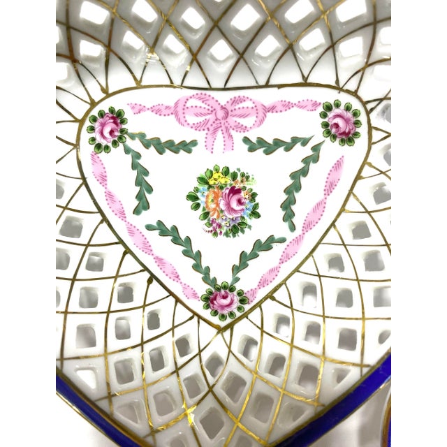 Vintage Porcelain Heart Trinket Dishes – Blue Rim Lattice Jewelry Catchalls (Set of 2) For Sale - Image 4 of 6