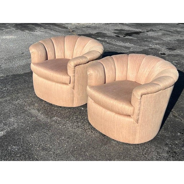 Milo Baughman Pair of Scalloped Swivel Chairs For Sale - Image 4 of 18