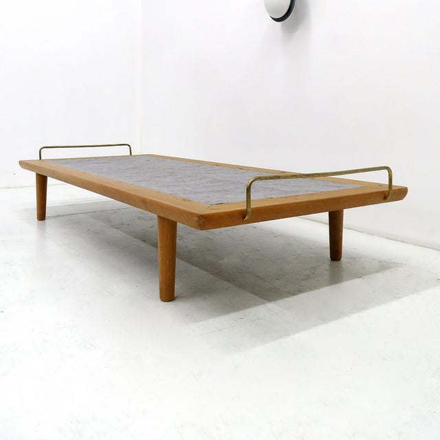 Daybed Ge-19 by Hans Wegner for Getama, 1960 For Sale In Los Angeles - Image 6 of 9
