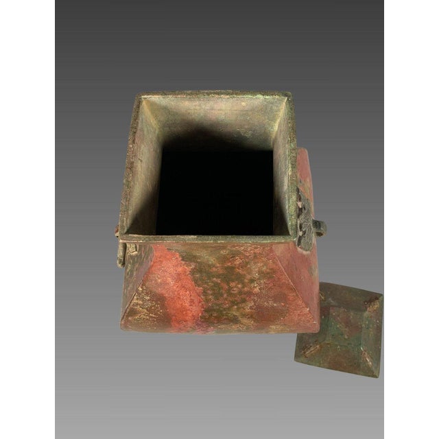Polychrome terracotta vase, HU dynasty, earlier HAN dynasty (206 BC-220 AD), antique China For Sale - Image 9 of 9