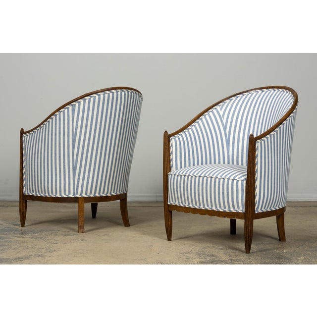 Pair of French Art Deco Maple Gondola Barrel Chairs, Provence, Circa 1925 For Sale In New York - Image 6 of 18