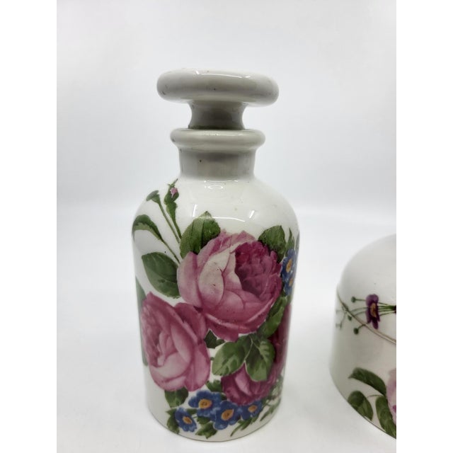 Mid-Century Modern Vintage Paris Porcelain Bathroom Set, France, 1950, Set of 3 For Sale - Image 3 of 14