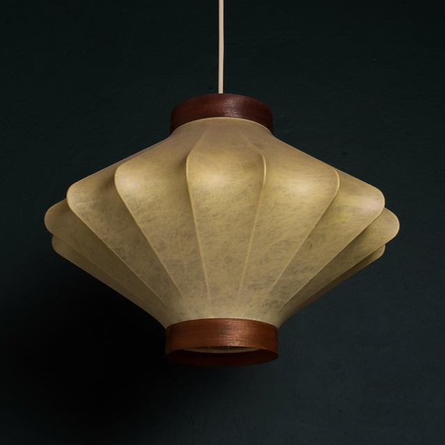 Plastic Mid-Century Modern Italian Cocoon Pendant Lamp, 1960s For Sale - Image 7 of 18