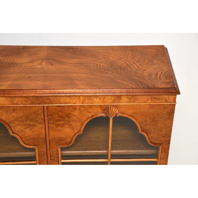 Vintage Queen Anne Bookcase in Burr Walnut, 1920 For Sale - Image 6 of 11