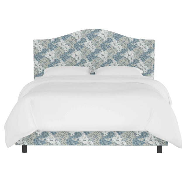 Transitional Kenmore Bed in Blue Loiret, King For Sale - Image 3 of 6