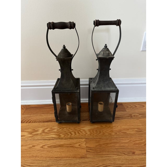 Traditional 1980s Georgian Art Lighting Wall Sconce Design Light Fixture Lanterns - a Pair For Sale - Image 3 of 11