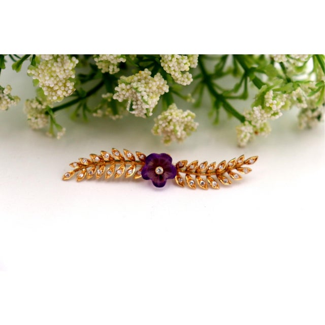 Gold Brooch with Brilliant Cut Diamonds For Sale - Image 4 of 7