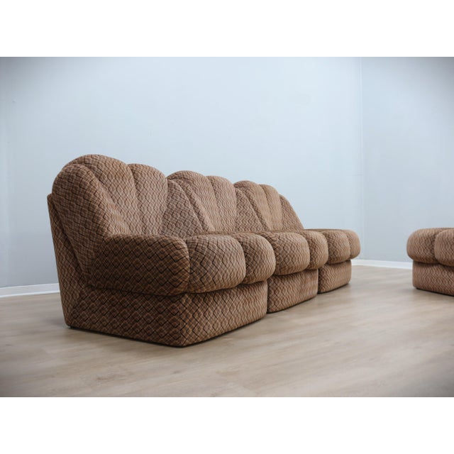 Mid-Century Modern Vintage Italian Flower-Inspired Modular Sofa, 1970s, Set of 4 For Sale - Image 3 of 14