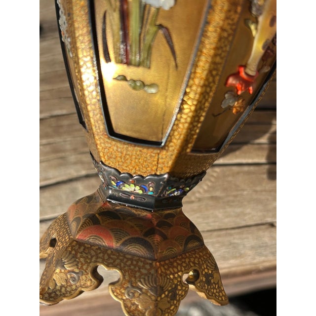 Exceptional Pair of Antique Japanese Meiji Period Shibayama Vases – Silver & Gold Lacquer, C. 1890 For Sale - Image 12 of 18