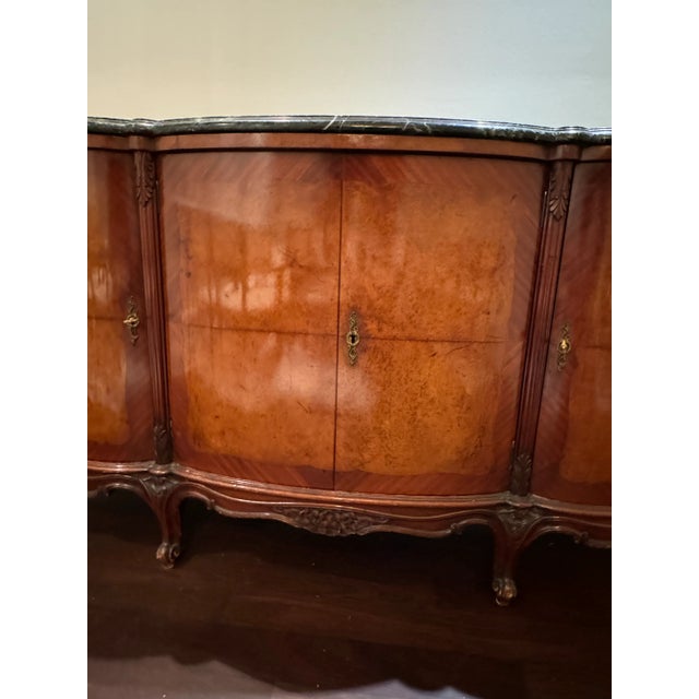 Early 20th Century Early 20th Century Antique French Louis XV Style Marble Top Marquetry Credenza For Sale - Image 5 of 12