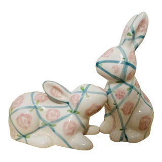 Vintage Rabbit Salt & Pepper Shaker - A Set For Sale