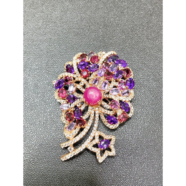 Bochic “Orient” Ruby, Topaz & Amethyst Brooch Set In 18K Gold & Silver Can be worn as a brooch and a pendant Natural Red...
