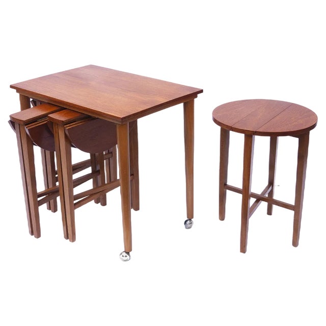 Vintage Nesting Teak Tables attributed to Poul Hundevad for Novy Domov, 1960s, Set of 5 For Sale