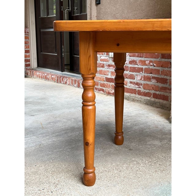 Vintage English Pine Farmhouse Dining Table Country Kitchen Island For Sale - Image 16 of 18