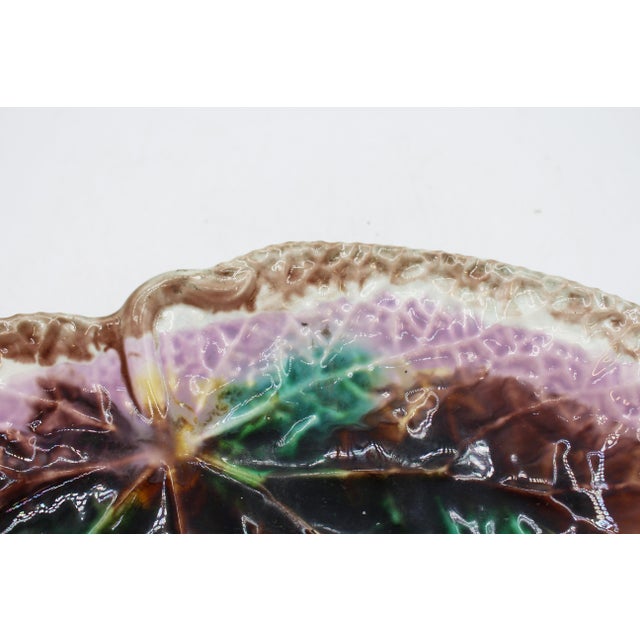 Circa 1880s English Majolica Begonia Leaf Sweetmeat Dish For Sale In Raleigh - Image 6 of 7