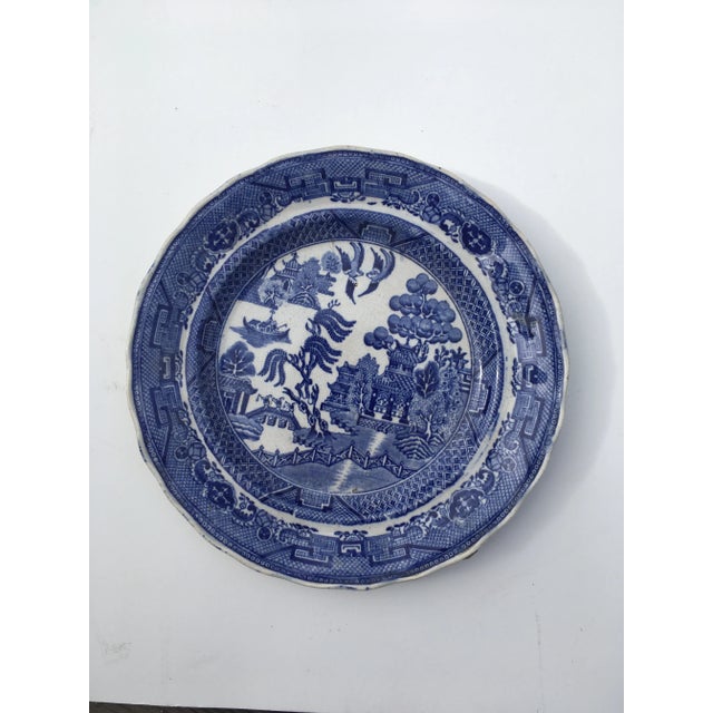 Early 19th Century Blue & White Willow Pattern Plate For Sale - Image 10 of 11