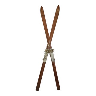 Circa 1940s Victor Gregg Wood Skis, Pair For Sale