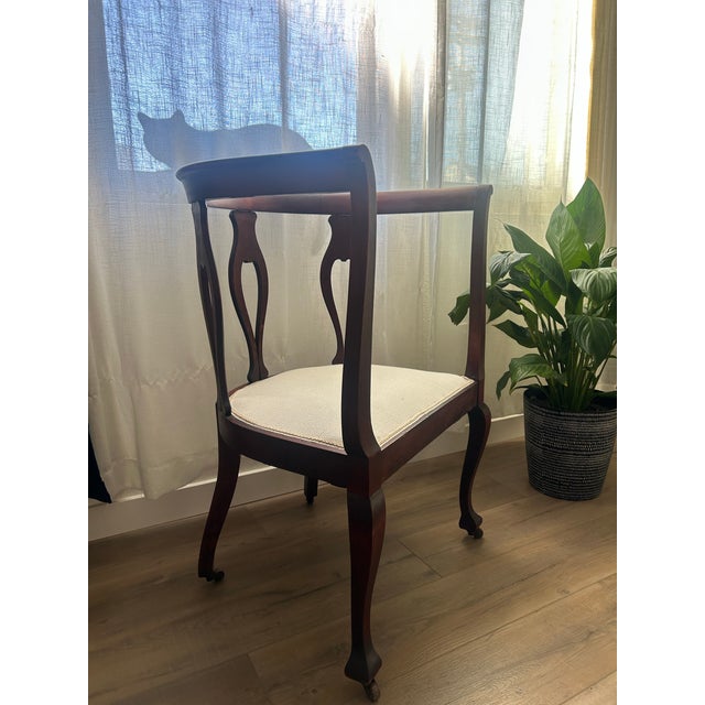 1900sUp for sale is a stunningly refurbished antique Edwardian-style tub chair (c. early 1900s). This piece combines...